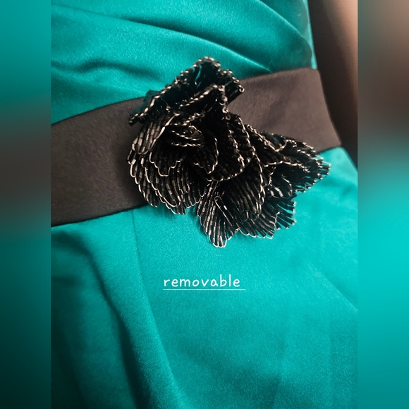 Davids Bridal - Picture 3 of 4